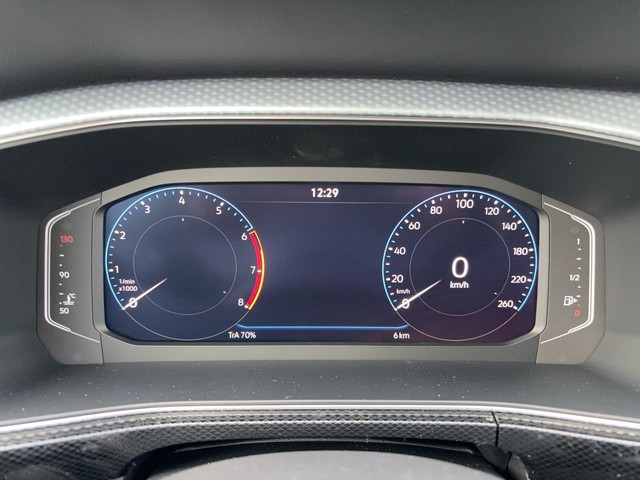 VW - Golf VIII 1.5 TSI Active ACC CAM LED NAVI STHZG_20