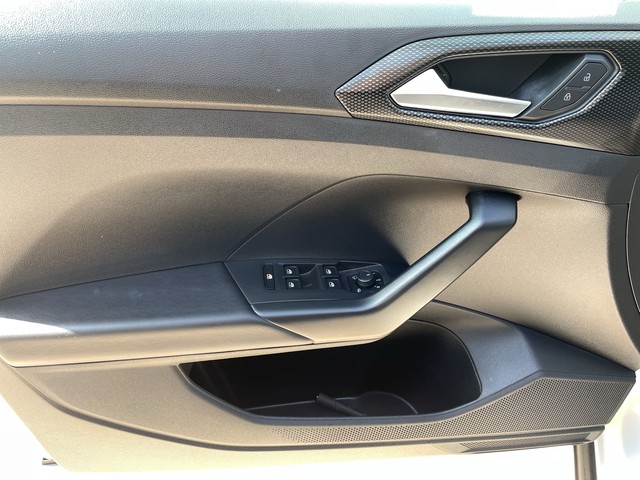 VW - T-Cross 1.0 TSI Life ACC+NAVI+PDC+GRA+LM16"_8 VW - T-Cross 1.0 TSI Life ACC+NAVI+PDC+GRA+LM16"_8