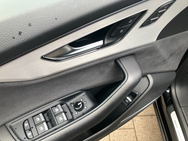 Audi - Q8 50 TDI S line quattro AHK+LED+NAVI+LUFT+B&O_4