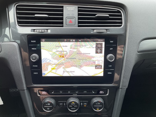 VW - Golf VII Variant 2.0 TDI DSG R-Line AHK+ACC+NAVI_7 VW - Golf VII Variant 2.0 TDI DSG R-Line AHK+ACC+NAVI_7