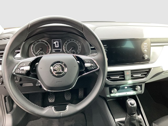 Skoda - Kamiq 1.0 TSI Selection RFK+PDC+KLIMA+SHZ+LED+BT_12 Skoda - Kamiq 1.0 TSI Selection RFK+PDC+KLIMA+SHZ+LED+BT_12