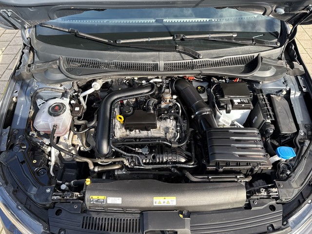VW - Polo 1.0 TSI Move LED+NAVI+SHZG+PDC+DAB+LM15"_9 VW - Polo 1.0 TSI Move LED+NAVI+SHZG+PDC+DAB+LM15"_9