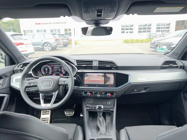 Audi - Q3 Sportback 40 TFSI S-tronic quattro S-Line AHK_2