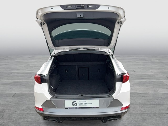 VW - ID.3 Pure Navi PDC Standklima_4