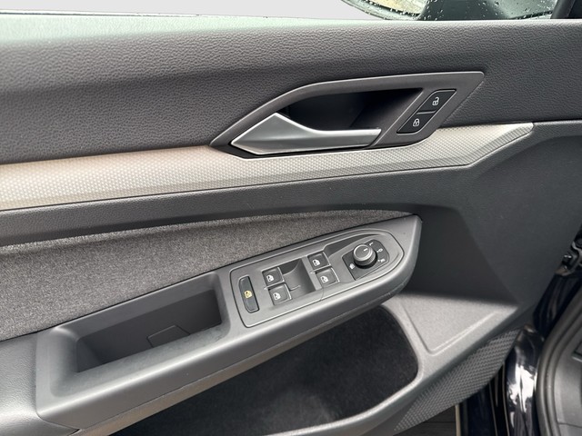 VW - Golf VIII Variant 1.5 eTSI DSG Move ACC+LED+NAVI_6