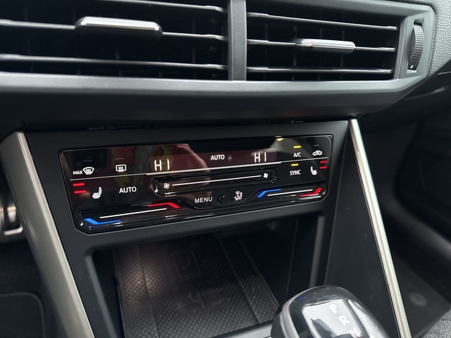 VW - Taigo 1.0 TSI DSG Move LED+NAVI+SHZG+PDC+LM16"_10