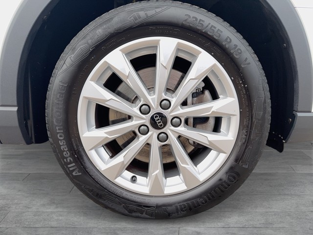 Audi - Q3 45 TFSIe LED Navi 18" GJR ACC SHZ_11