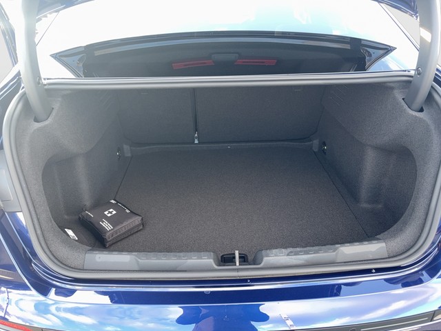 Audi - A3 Lim. 35 TFSI S-tronic advanced STANDHEIZUNG_4