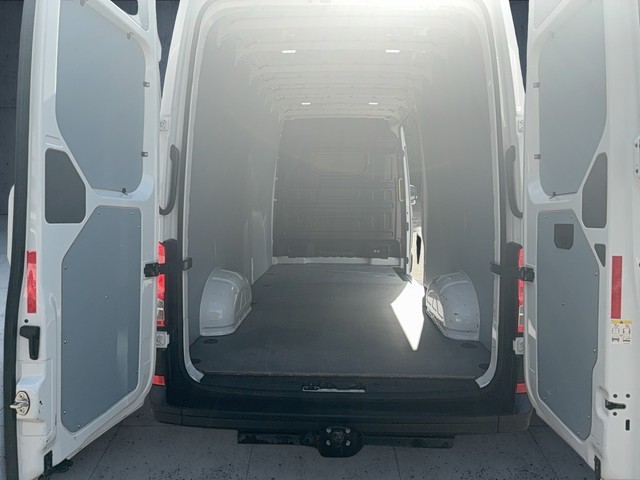 VW - Crafter 35 Kasten 2.0 TDI Autom. LANG+HOCH NAVI_2