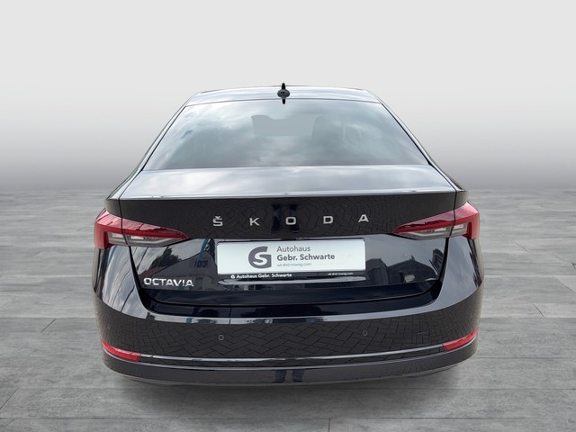 Skoda - Octavia Lim. 2.0 TDI Style CAM HUD LED LEDER NAVI_18 Skoda - Octavia Lim. 2.0 TDI Style CAM HUD LED LEDER NAVI_18