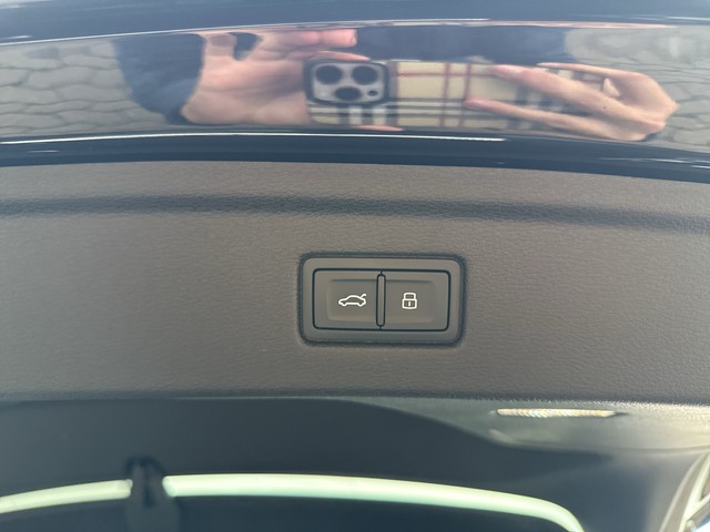 Audi - A5 Sportback 45 TFSI quattro S line black Pano_5