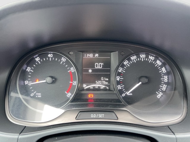 Skoda - Fabia 1.0 MPI Cool Edition KLIMA SHZ RADIO ZV_12