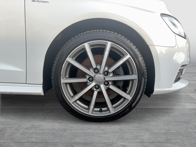 Audi - A3 Sportback e-tron 1.4 TFSI S-tronic S line LED_13