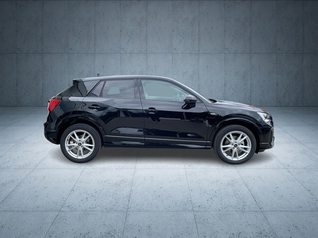 Audi - Q2 35 TFSI S-tronic S line LED+NAVI+ACC+KAMERA_13