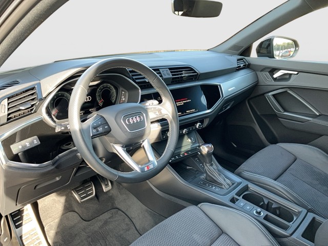 Audi - Q3 Sportback 40 TFSI S-tronic quattro S line SH_11