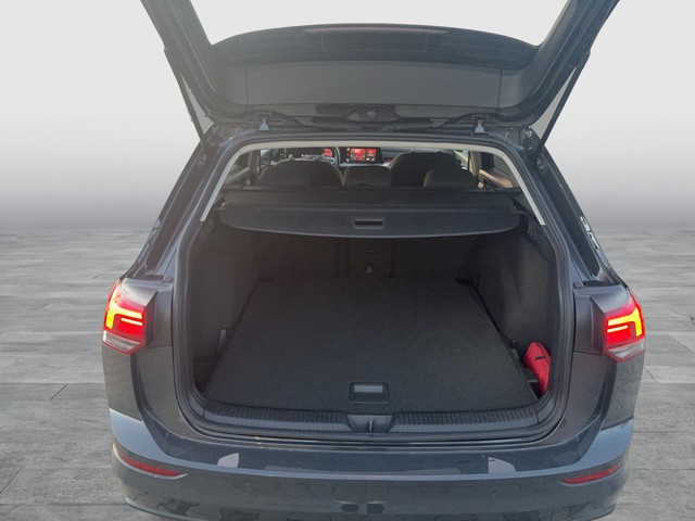 VW - Golf VIII Variant 2.0 TDI DSG Life NAVI+SHZ+LED+PDC_4