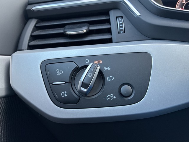 Audi - A4 Avant 40TDI S line Panoramadach "Rear View"_13