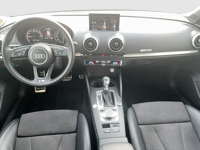 Audi - A3 Sportback e-tron 1.4 TFSI S-tronic S line LED_2