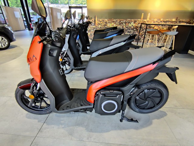 VW - Polo 1.0 TSI DSG R-Line Matrix+Navi+Kamera_2 VW - Polo 1.0 TSI DSG R-Line Matrix+Navi+Kamera_2