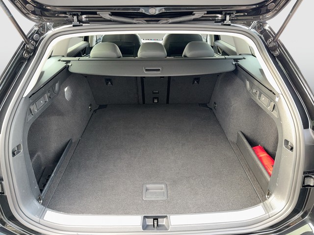 VW - Passat Variant 2.0 TDI DSG Business AHK+ACC+NAVI_4