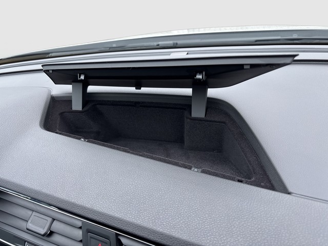 VW - Touran 1.5 TSI DSG Comfortline ACC LED 7-SITZE_10 VW - Touran 1.5 TSI DSG Comfortline ACC LED 7-SITZE_10