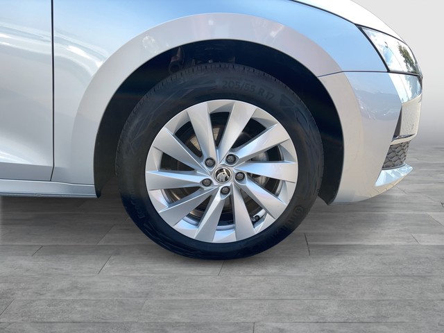 Skoda - Octavia Combi 2.0 TDI DSG Selection ACC LED NAVI_15 Skoda - Octavia Combi 2.0 TDI DSG Selection ACC LED NAVI_15