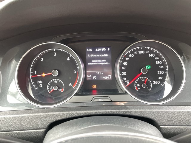VW - Golf VII Variant 2.0 TDI DSG R-Line AHK+ACC+NAVI_6 VW - Golf VII Variant 2.0 TDI DSG R-Line AHK+ACC+NAVI_6