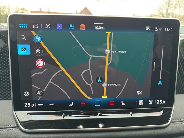 VW - Tiguan 2.0 TDI DSG Life ACC+LED+NAVI+LM18"+DAB_7