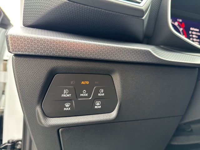 Seat - Leon 1.5 eTSI DSG Style Edition ACC+LED+NAVI+SHZ_6