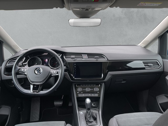 VW - Touran 2.0 TDI DSG Comfortline AHK LED NAVI PANO_3 VW - Touran 2.0 TDI DSG Comfortline AHK LED NAVI PANO_3
