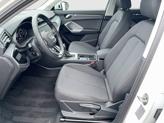 Audi - Q3 35 TFSI S-tronic S line AHK+ACC+LED+NAVI+SHZG_15