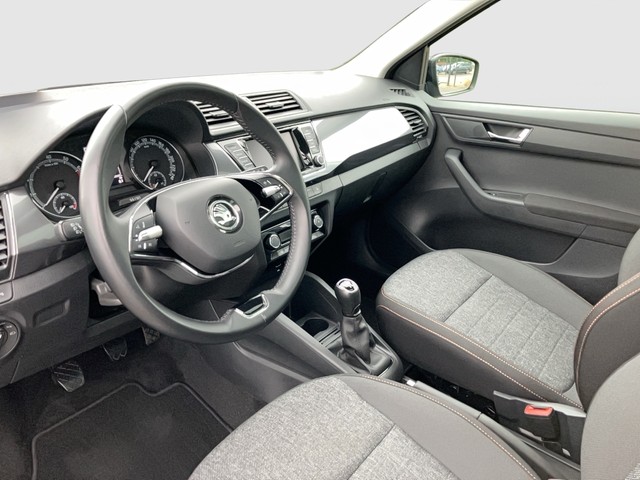 Skoda - Fabia Combi 1.0 TSI Clever Best of ACC+RFK+PANO_13 Skoda - Fabia Combi 1.0 TSI Clever Best of ACC+RFK+PANO_13