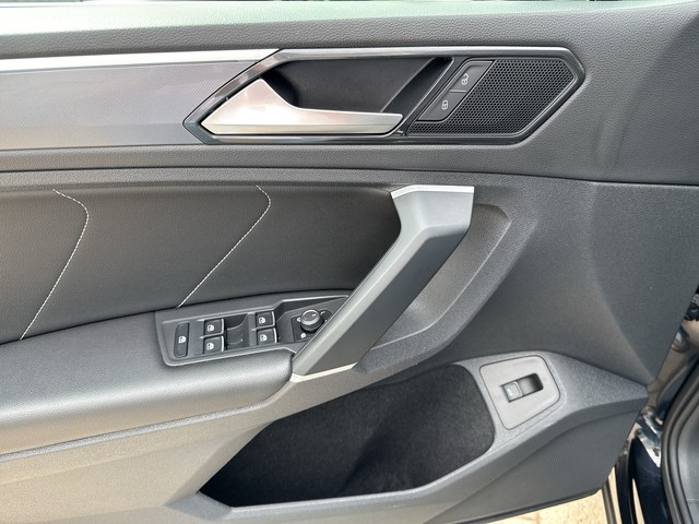 VW - Tiguan 2.0 TDI DSG R-Line AHK+PANO+RFK+KAMERA_8