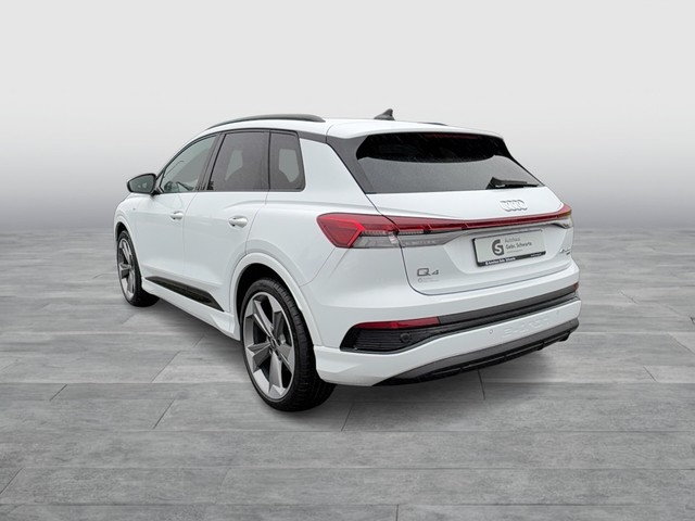 Audi - Q4 45 e-tron quattro S-line MATRIX+SPUR+NAVI+BT_6