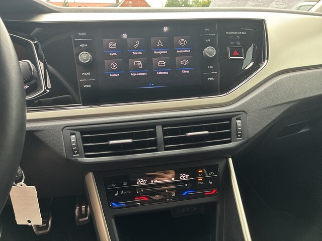 VW - Polo 1.0 TSI Move LED+NAVI+SHZG+PDC+LANE+LM15"_7 VW - Polo 1.0 TSI Move LED+NAVI+SHZG+PDC+LANE+LM15"_7