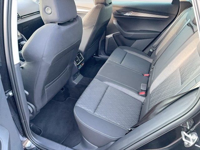 Skoda - Karoq 2.0 TDI DSG 4x4 Style ACC+NAVI+KAMERA+LED_3