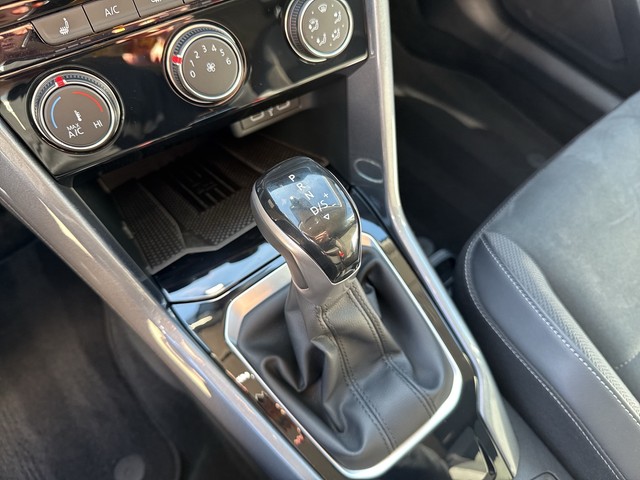 VW - T-Roc 1.5 TSI DSG Style ACC+LED+SHZG+DAB+LM17"_9