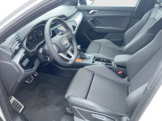 Audi - Q3 Sportback 35 TFSI S-tronic AHK CAM LED NAVI_14