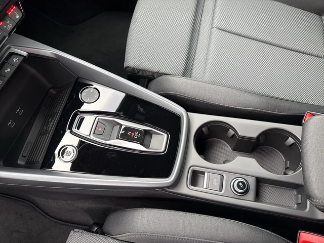 Audi - A3 Sportback 35 TFSI S-tronic S line ACC+LED+NAVI_7