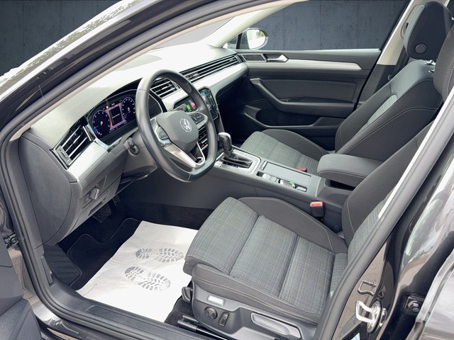 VW - Caddy 2.0 TDI Life KLIMA+GRA+KAMERA_17