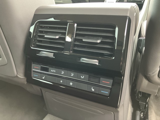 VW - Touareg 3.0 TDI Atmosphere 4M  AHK+LUFT+RFK+NAVI_6