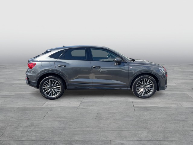 Audi - Q3 Sportback 35 TFSI S-tronic S-Line AHK+PANO_8