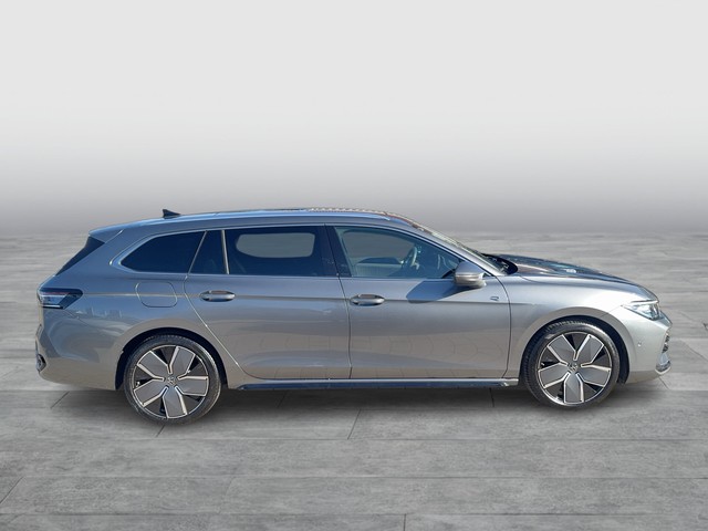 VW - Passat Variant 2.0 TSI 4M R-Line Pano HuD DCC_9