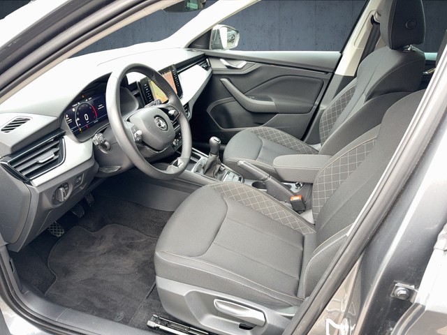 Skoda - Scala 1.0 TSI Ambition LED+NAVI+SHZG+PDC+LM17"_15 Skoda - Scala 1.0 TSI Ambition LED+NAVI+SHZG+PDC+LM17"_15