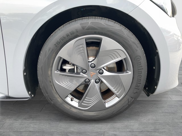 CUPRA - Born KLIMA LED LM18 MFL PDC SHZG TEL_10