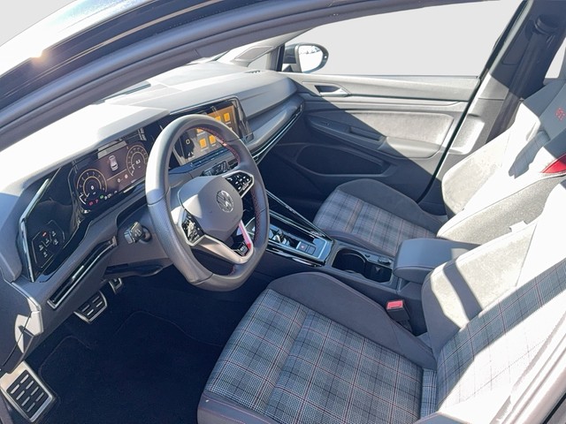 Ford - Focus 1.0 EcoBoost ST-Line NAVI+RFK+SHZ+GRA+PDC_19