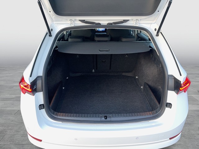 Skoda - Octavia Combi 2.0 TDI DSG Ambition LED+NAVI+SHZ+RFK_4