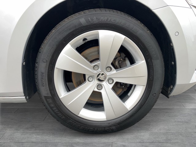 Skoda - Superb Combi 2.0 TDI DSG Style AHK+360°+PANO+ACC_12