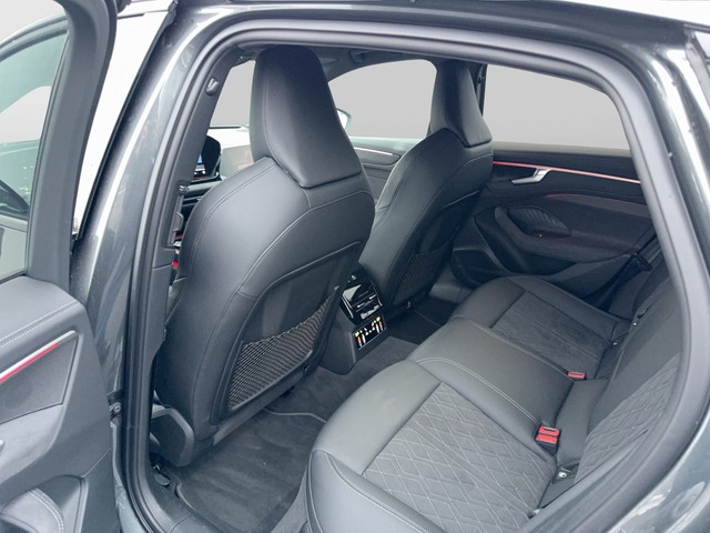 Audi - A6 Limousine e-hybrid 220 kW S tronic quattro edition one_3