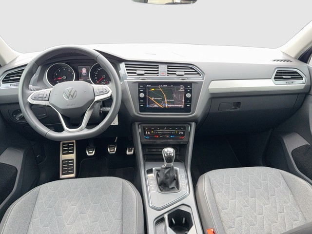 VW - Tiguan 1.5 TSI Move NAVI+SHZG+LED+ACC_2